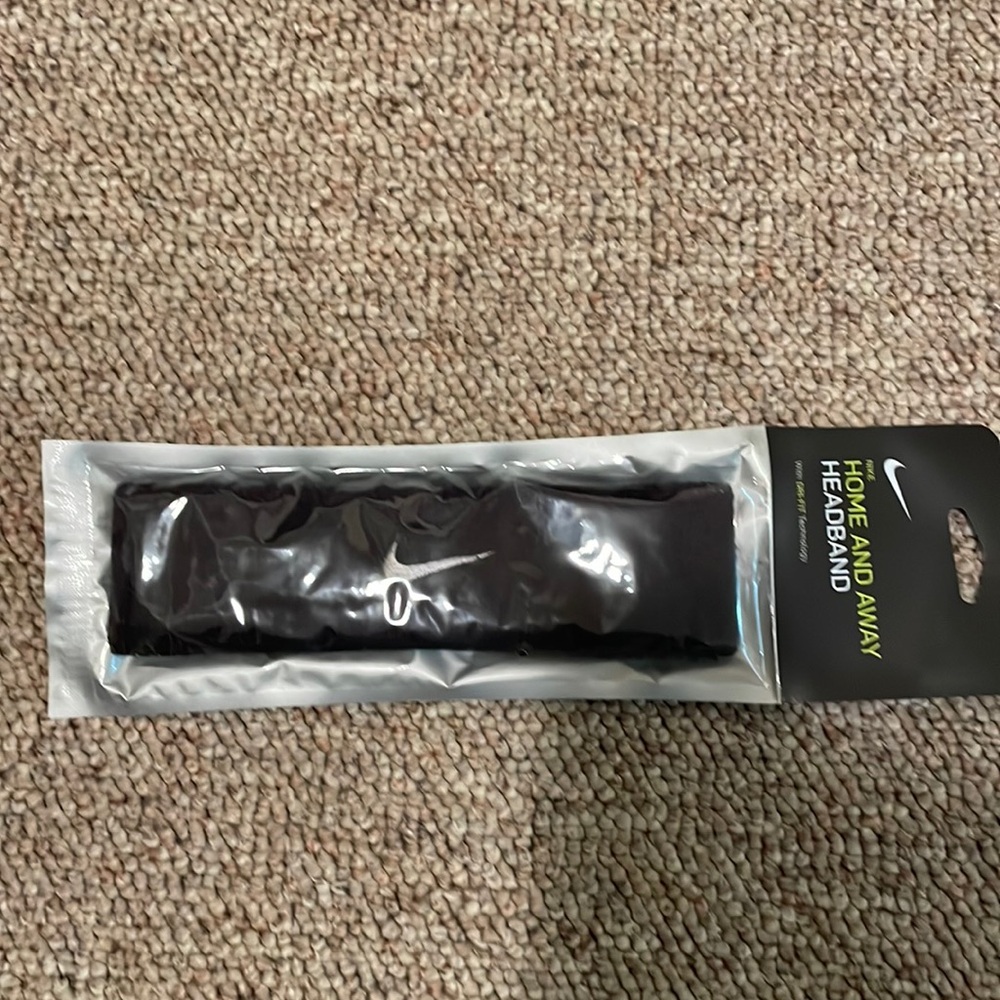 Nike home and away headband